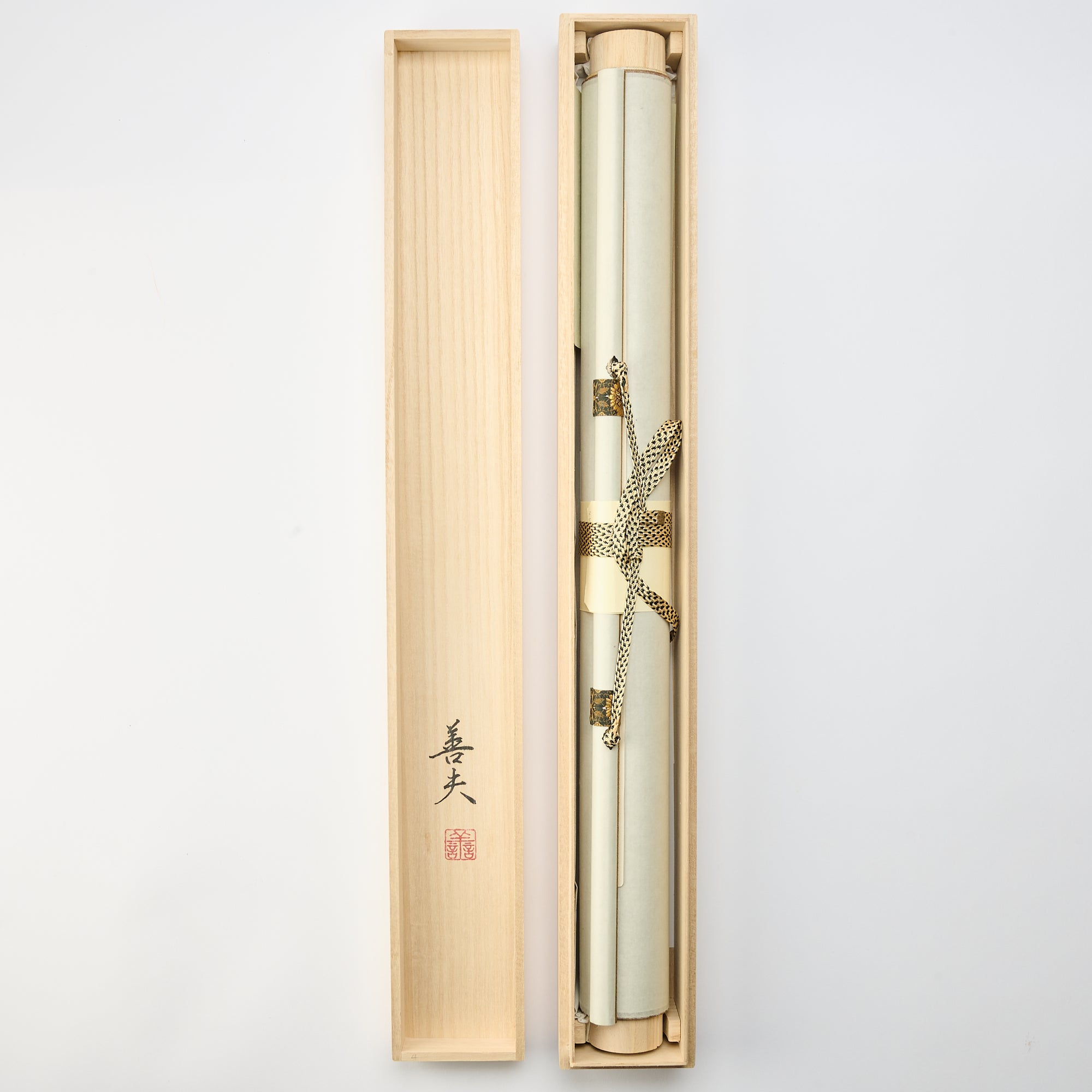 Gold Leaf Craft: Auspicious Peony / Kakejiku Hanging Scroll