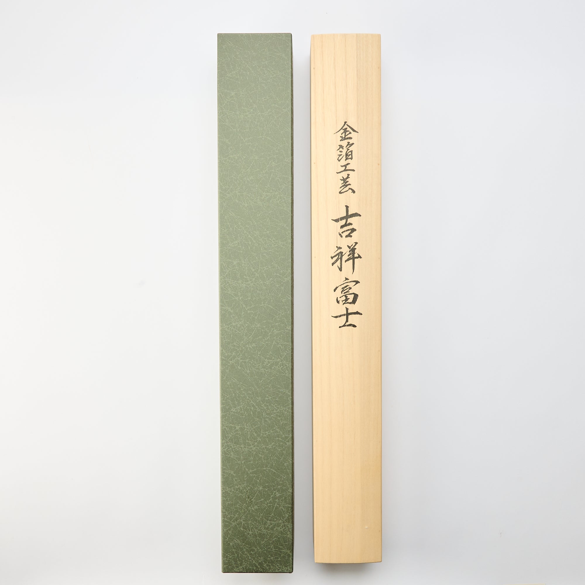 Gold Leaf Craft:Auspicious Mount Fuji / Kakejiku Hanging Scroll