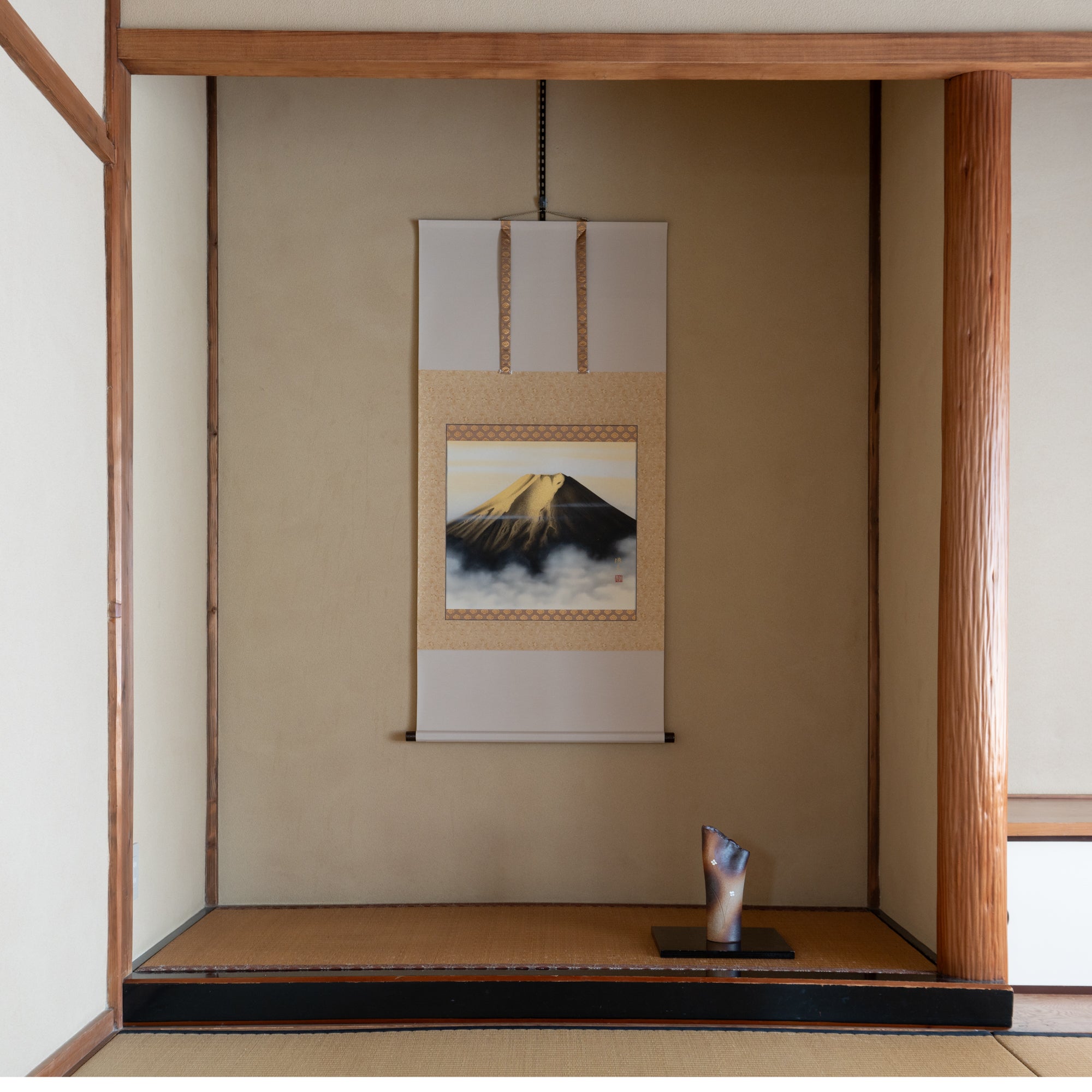 Golden Fuji / Kakejiku Hanging Scroll