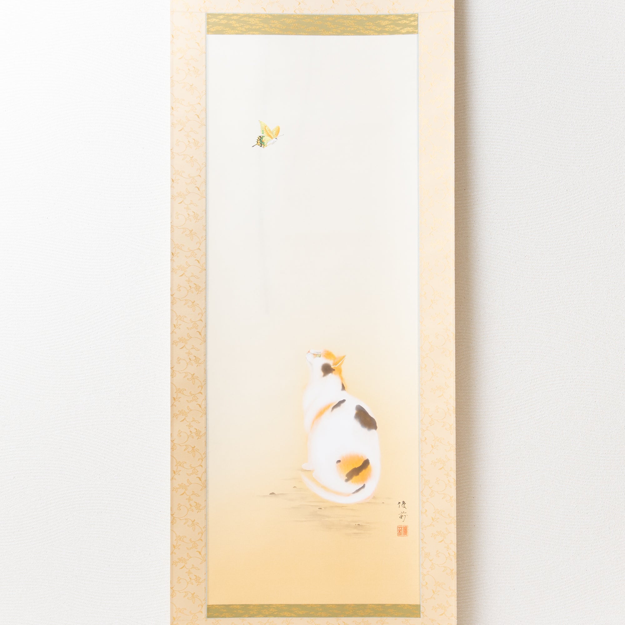 Cat and Butterfly / Kakejiku Hanging Scroll